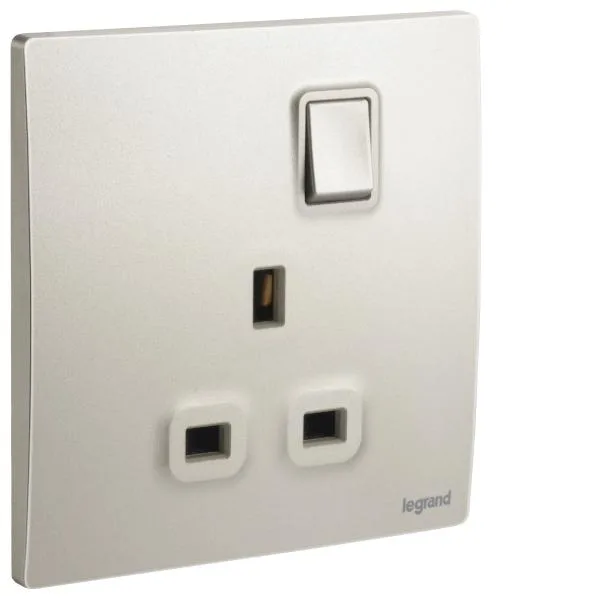LEGRAND CHAMP 13A 1 Gang SP  Switched Socket 