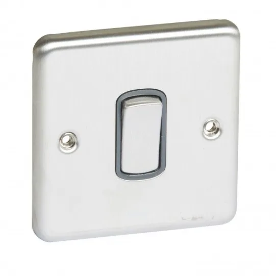 LEGRAND 10 AX SWT 1X2 WAY BSS