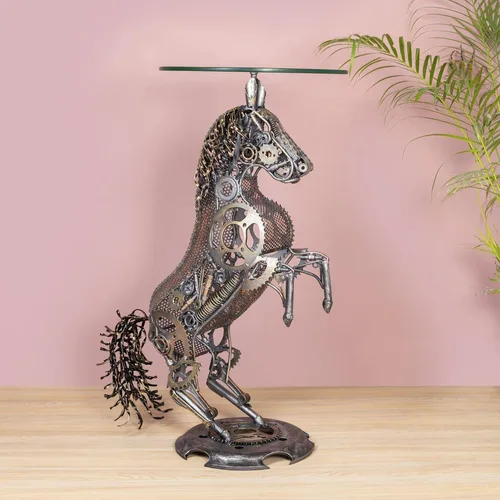 EQUINE ELEGANCE TABLE