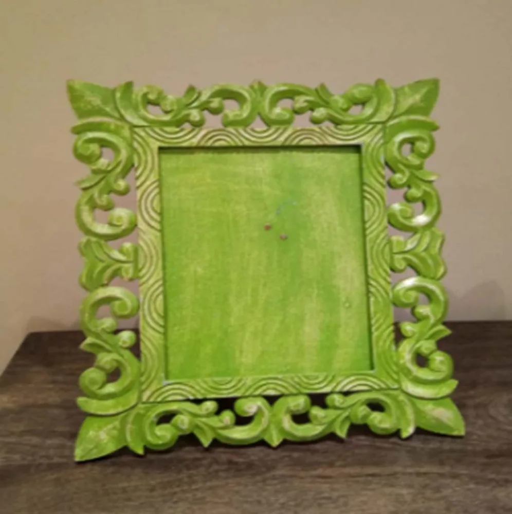 DESROCH DECOR GREEN PHOTO FRAME