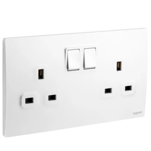 LEGRAND Socket outlet Mallia - switched - 2 gang - 13 A 250V white