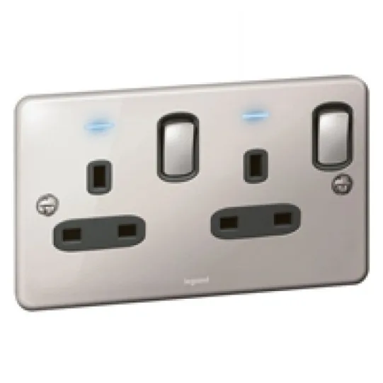 LEGRAND SKT OUTLET 13A SWT 2G DP TWIN PSS