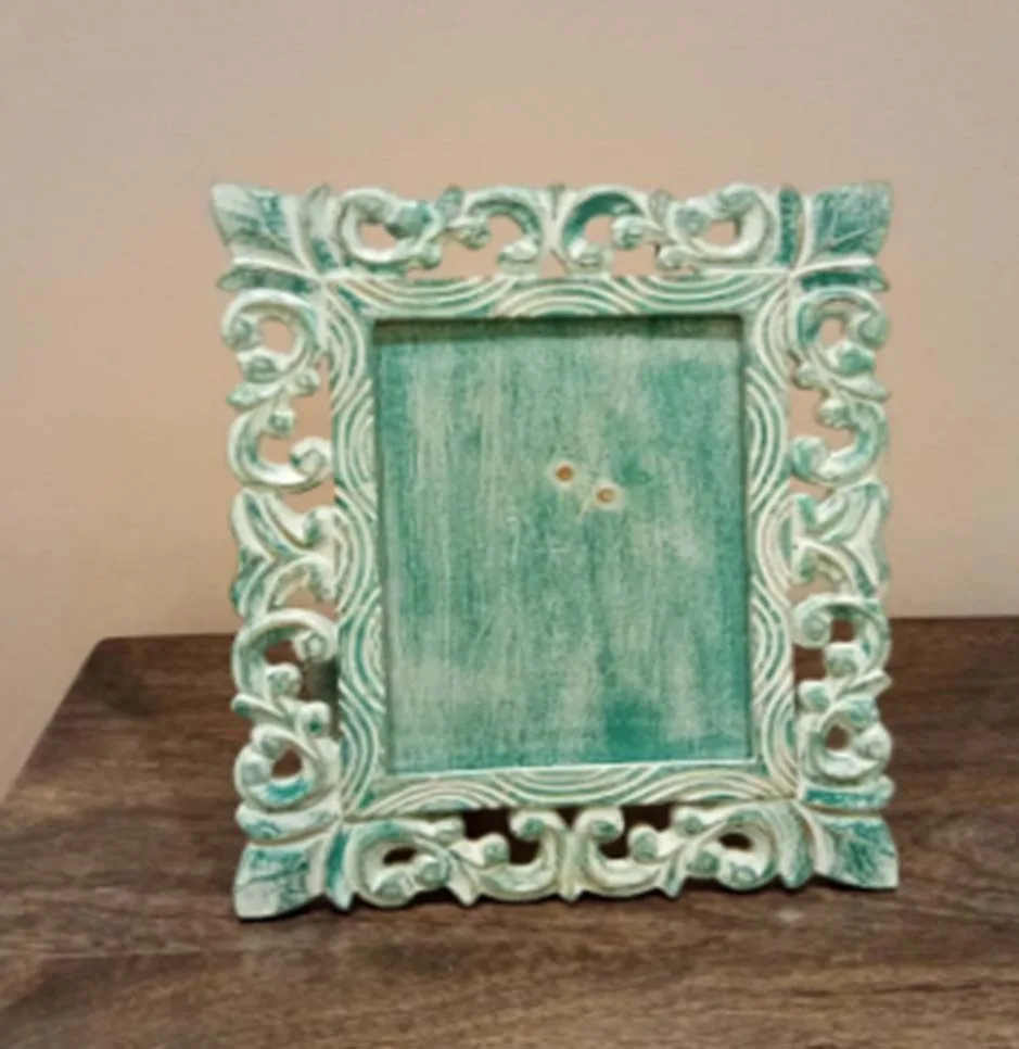DESROCH DECOR GREEN PHOTO FRAME