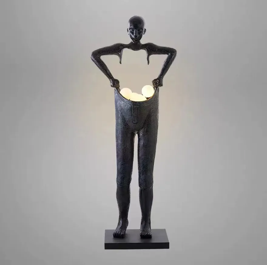 DESROCH ART FLOOR LAMP