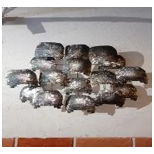 DESROCH VINTAGE DECORATIVE METAL WALL ART