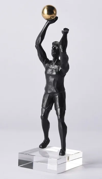 DESROCH DECOR GOLDEN LUXURIOUS SOCCER BALL PLAYER