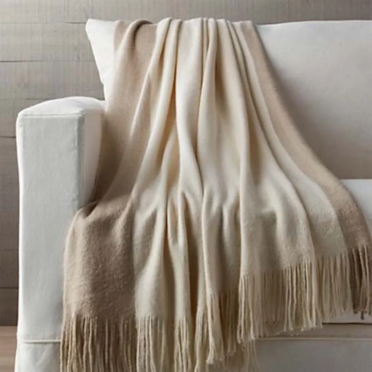 DESROCH MODERN SOFT LUXURY SOFA THROW