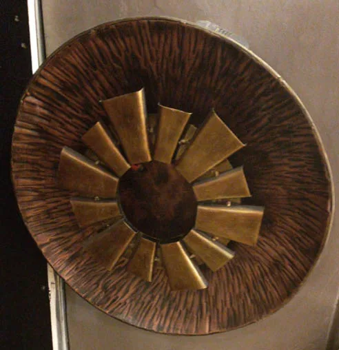 DESROCH METAL WALL ART