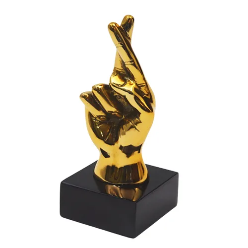 Sculpture with black Base