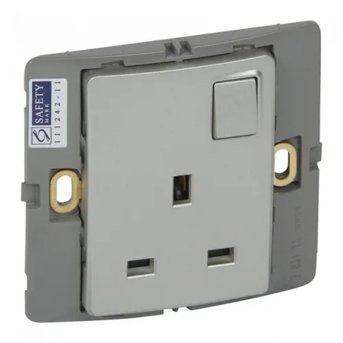 LEGRAND SILVER BS 13A 1G SP SWITCHED