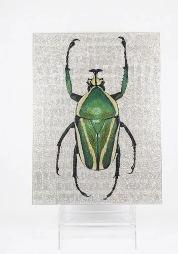 DR2103851 Desroch White and green Swarovski Art work by artist