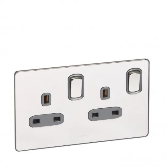 LEGRAND SKT 2G SP 13A SWITCHED PSS