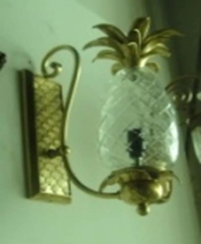 DESROCH DECORATIVE WALL LIGHT PINEAPPLE GLASS AND BRASS WALL LAMP