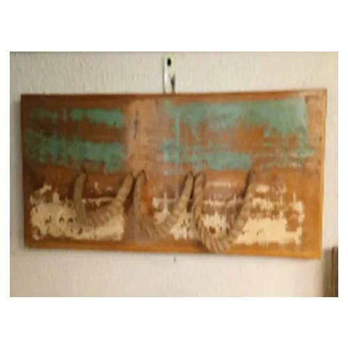 DESROCH VINTAGE WOODEN DECORATIVE WALL HANGING